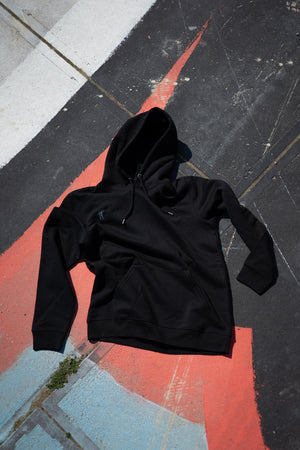 JIP SIGNATURE HOODIE BLACK