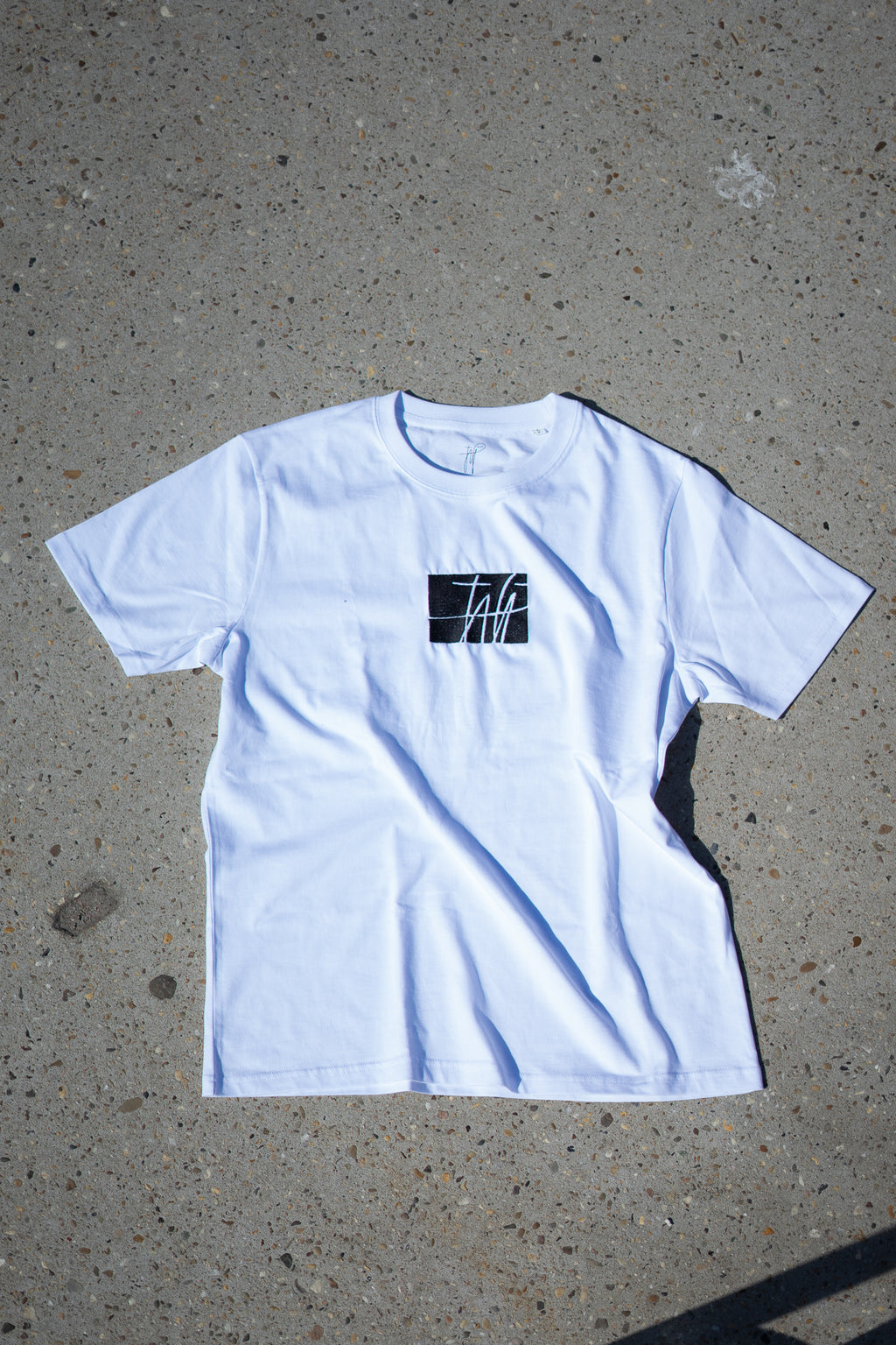 JIP LIMITED BOXED TEE WHITE